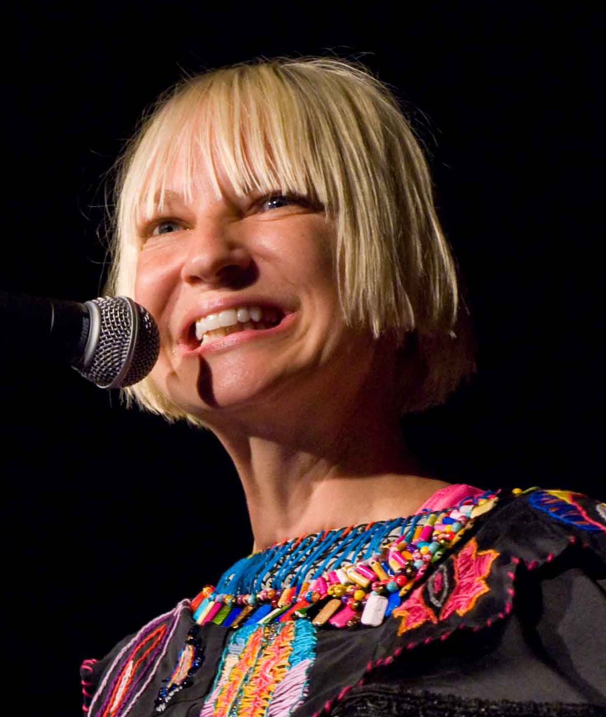 Sia se produit le 17 août 2011 au Showbox at the Market de Seattle, dans l'État de Washington - Photos : Kirk Stauffer 